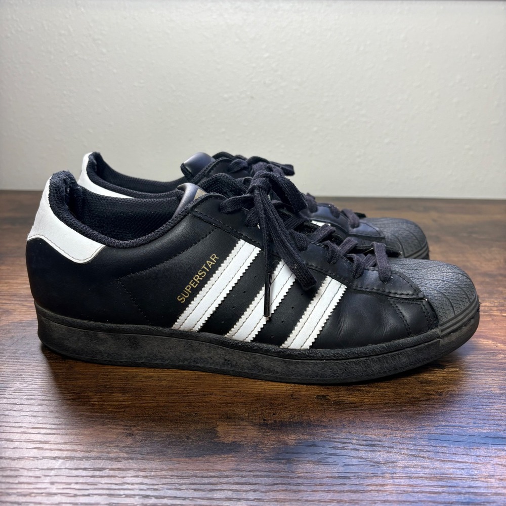 Adidas Superstar Mens 10 Shoes Black White Leather Shell Toe Sneakers EG4959
